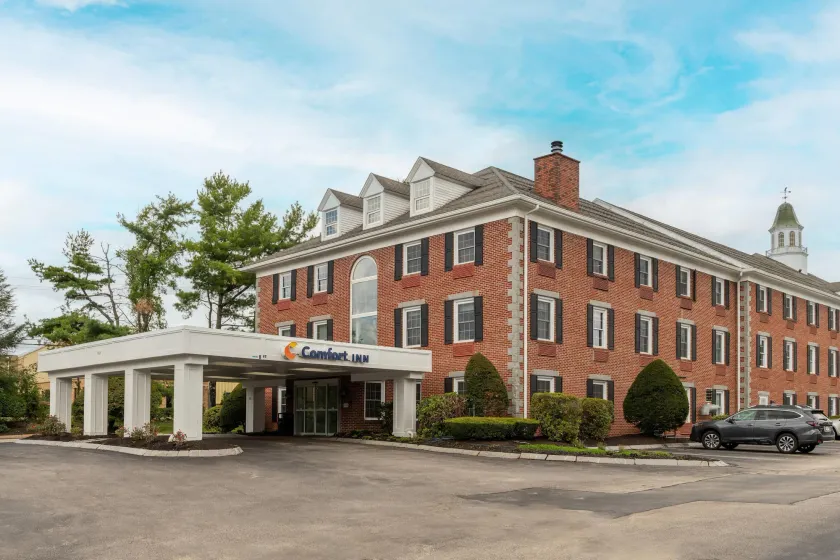 Comfort Inn Rockland - Boston - Image 1