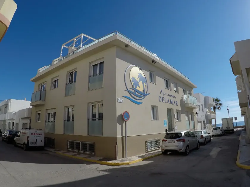 Apartamentos Delamar - Image 1