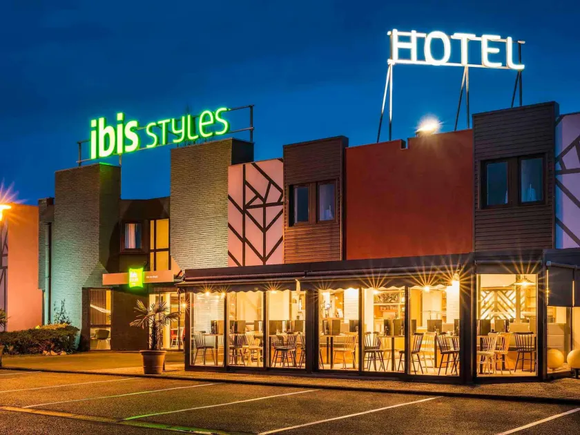 ibis Styles Rouen Val De Reuil - Image 1