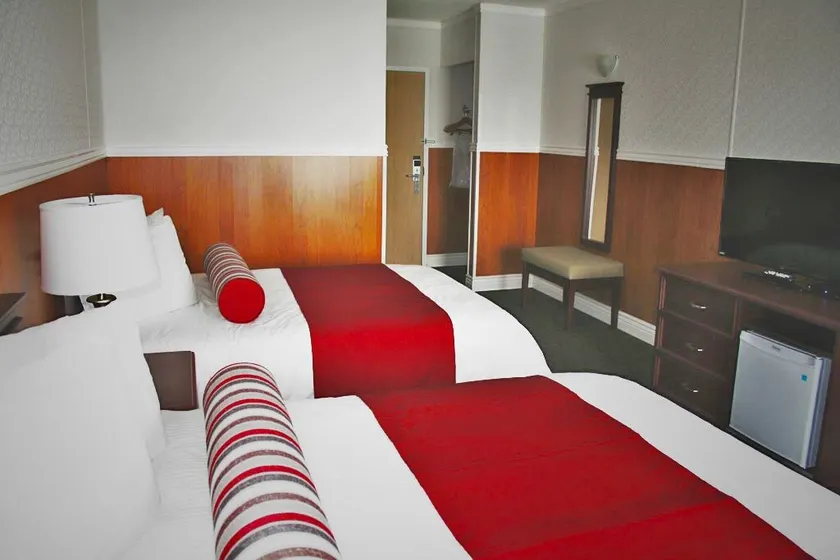 Hotel North - Image 1