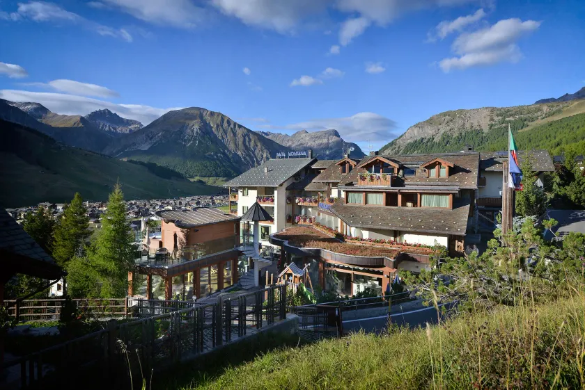 Hotel Baita Montana - Image 1
