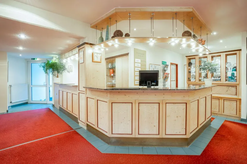 Quality Hotel Hof - Hall