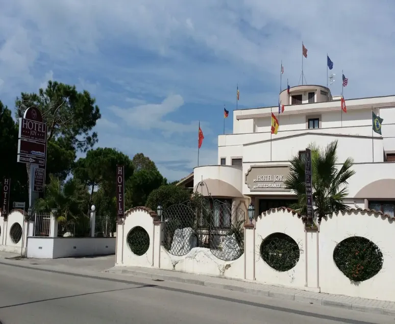 Hotel Joy - Image 1