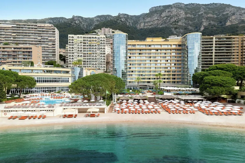 Le Méridien Beach Plaza - Image 1