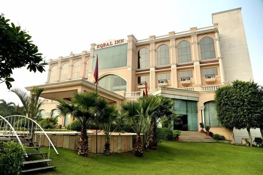 Eqbal Inn - Image 1
