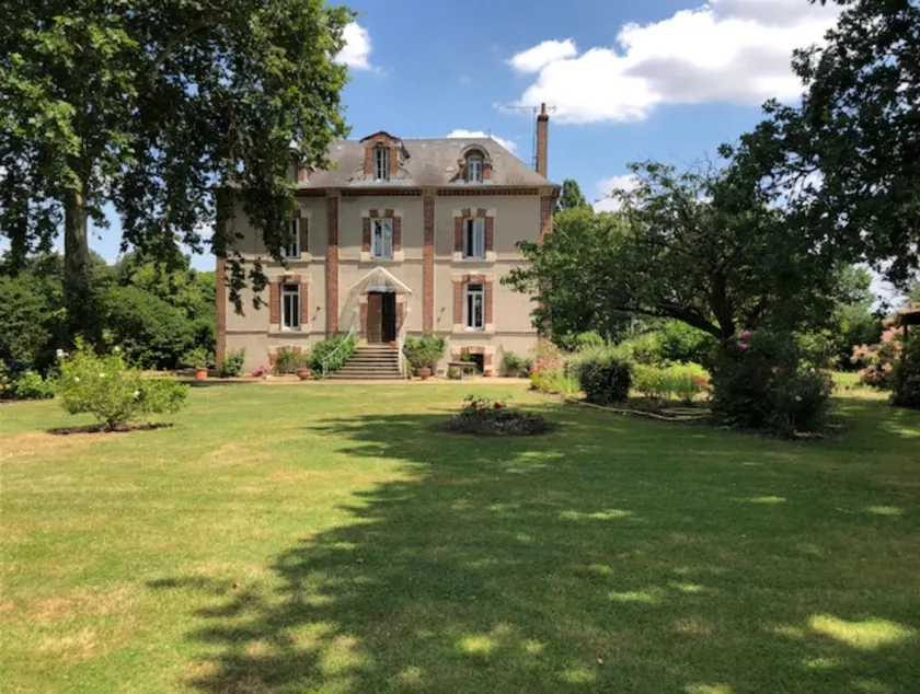 Domaine Des Trois Chênes - Image 1