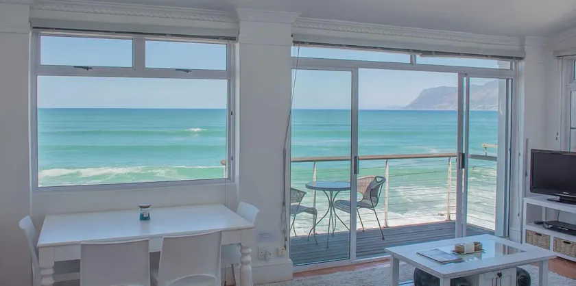 Oceanfront Penthouse - Image 1
