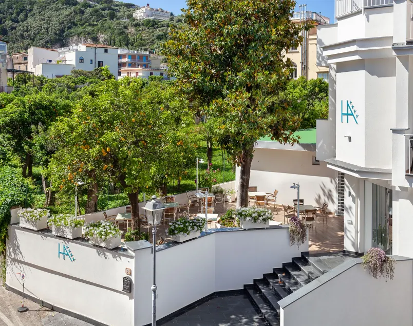 Hotel Angelina - Image 1