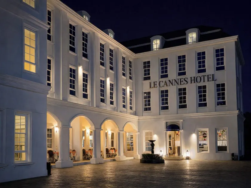 Le Cannes, a Recall Luxe Hotel - Image 1