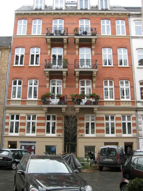 Basement Rotherbaum - Image 1