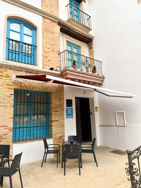 Hostal Servilia - Image 1