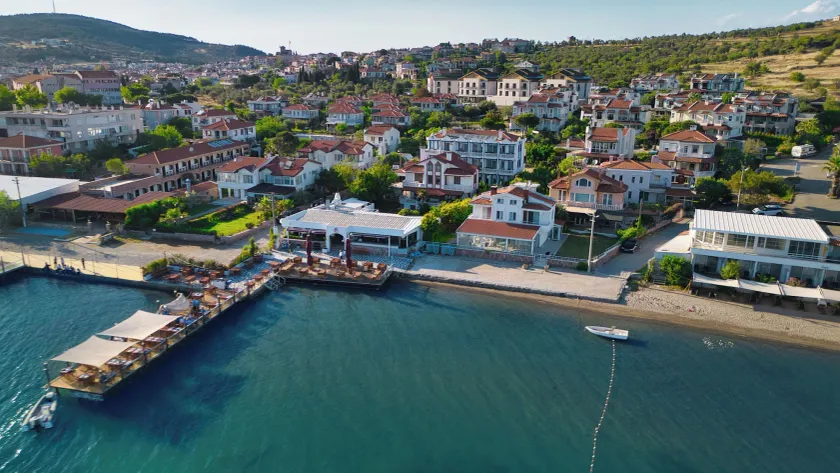 Ezer Hotel - Image 1