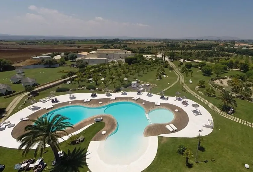 Hotel Borgo Pantano - Image 1