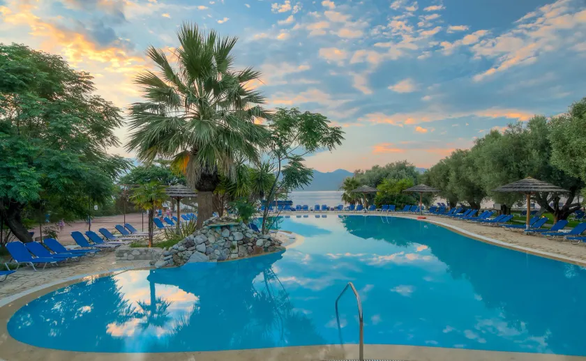 Florida Blue Bay Resort & Spa - Image 1