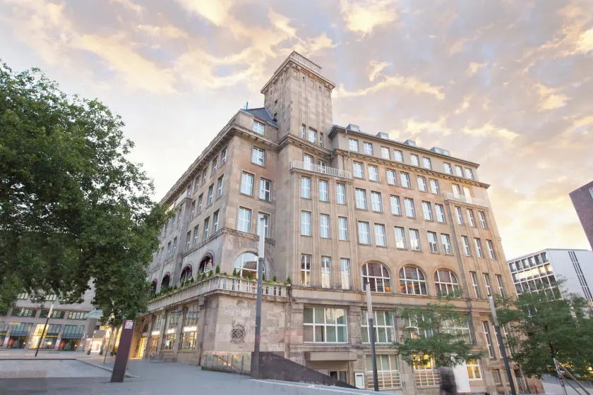 Garner Hotel Essen - Handelshof by IHG - Image 1