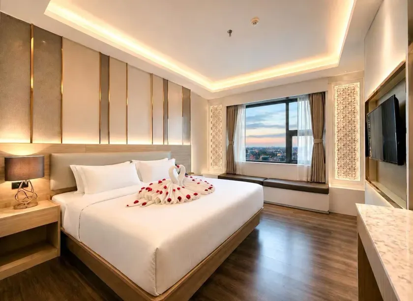 lee hotel lat phrao - Image 1