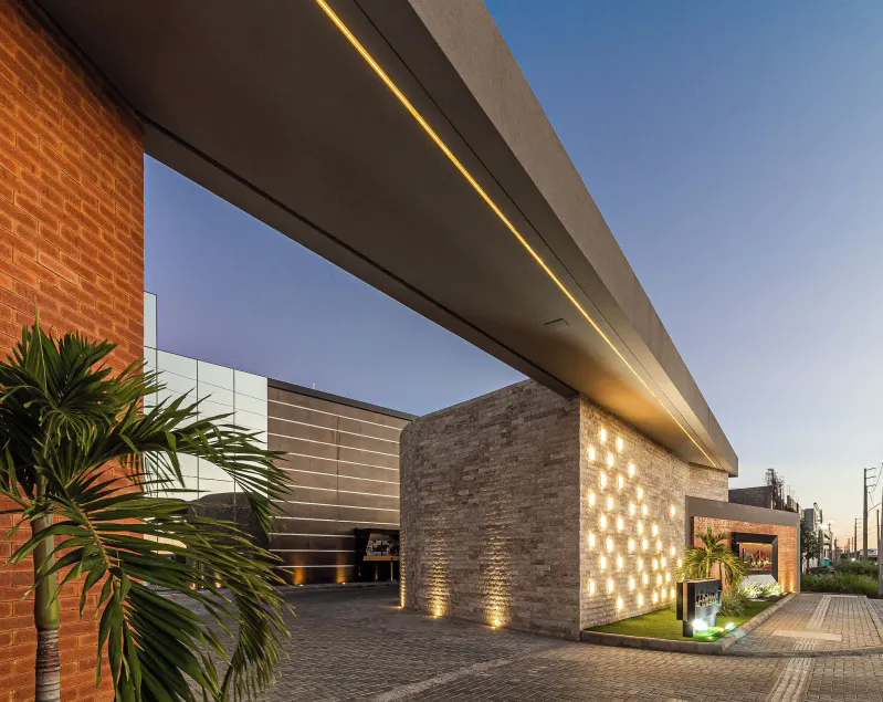 Hotel Dubai - Image 1