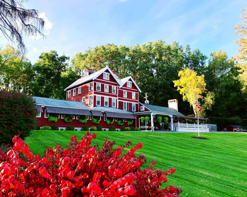 Springside Inn - Image 1