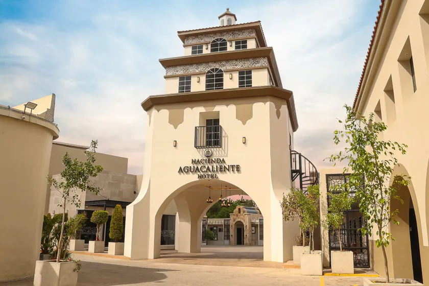Hotel Hacienda Aguacaliente - Image 1
