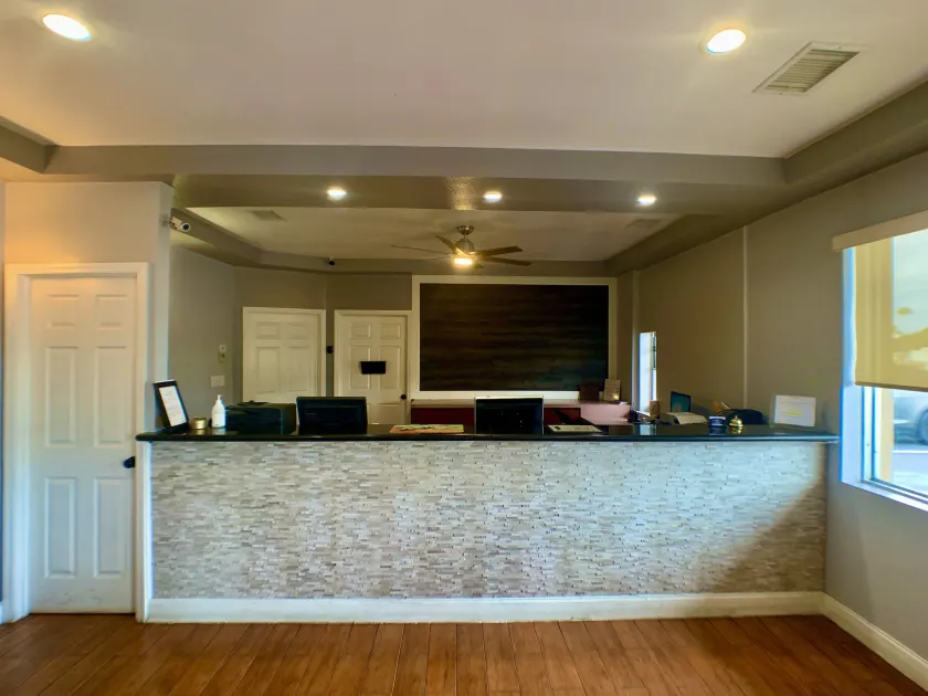 LA VISTA INN - Hall