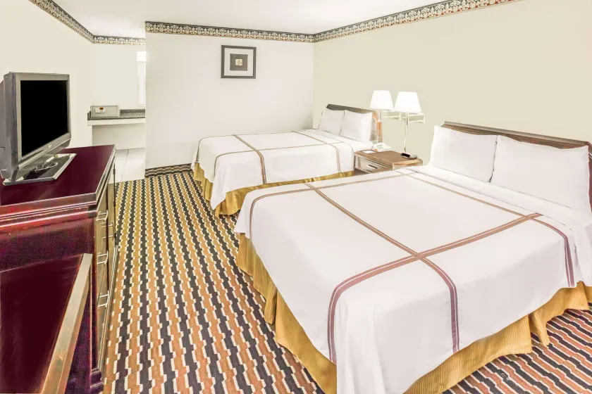 Travelodge by Wyndham Shreveport LA - Image 1