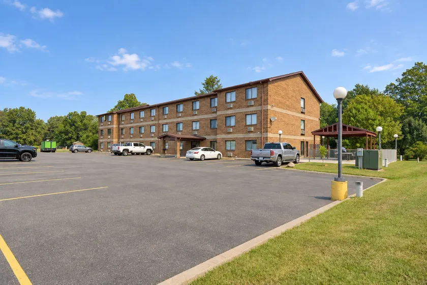 Rockwood Inn Kennett I 55 Near Blytheville - Image 1