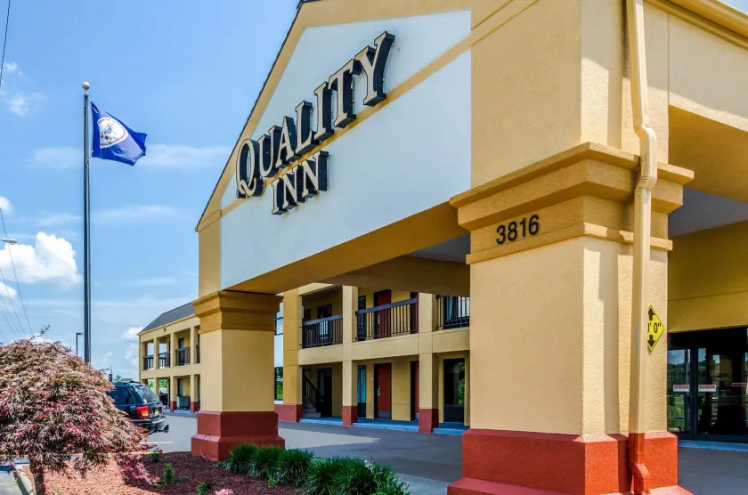 Quality Inn Tanglewood - Image 1