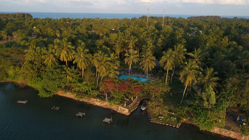 Riviera Resort - Image 1