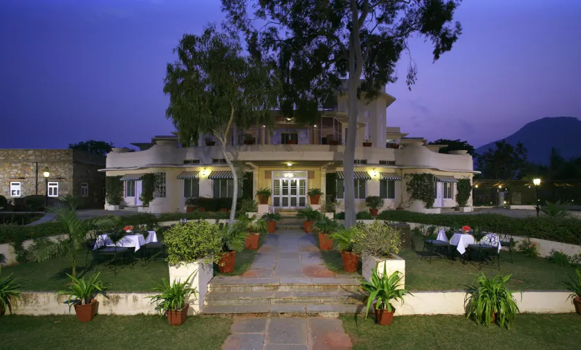Shikarbadi Heritage Hotel by the Lake - By HRH Group of Hotels - Image 1