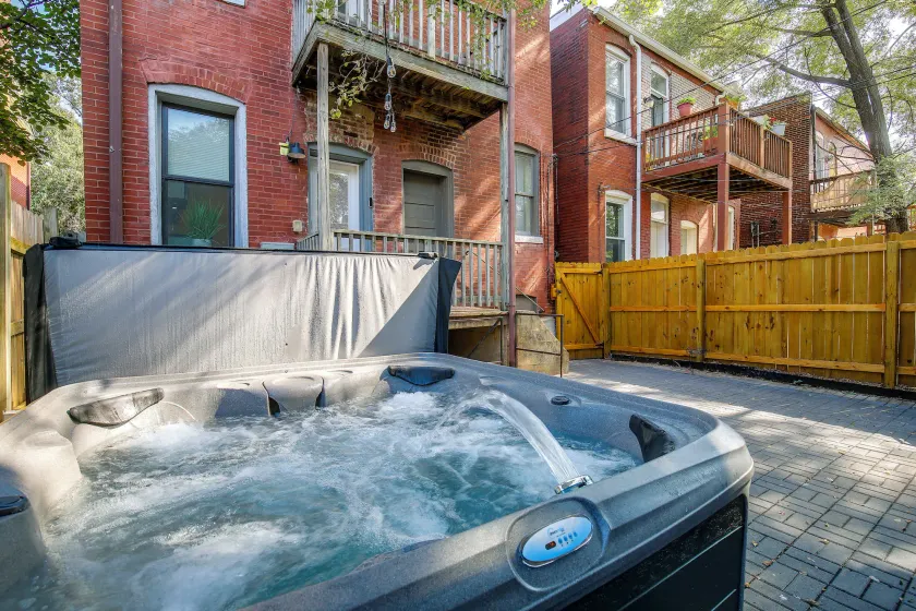 Private Patio & Hot Tub! Urban STL Retreat - Image 1