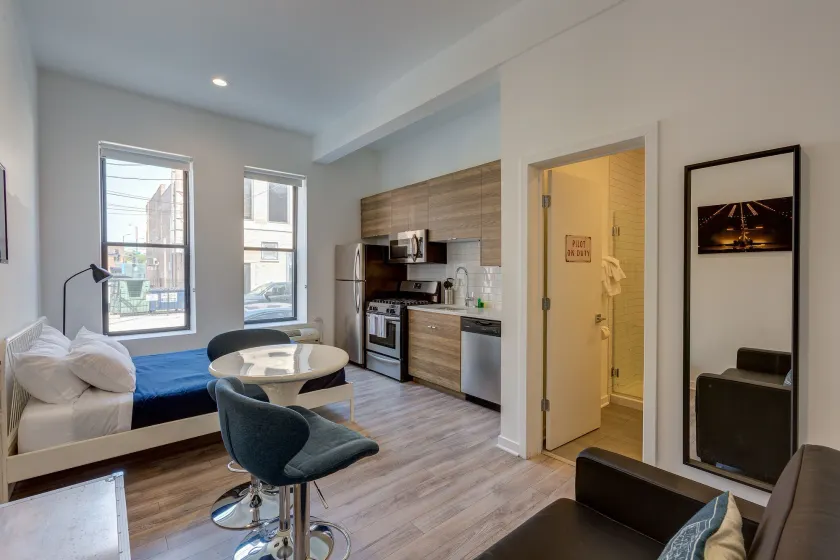 Ground Floor Studios in Chicago by 747 Lofts - Rum