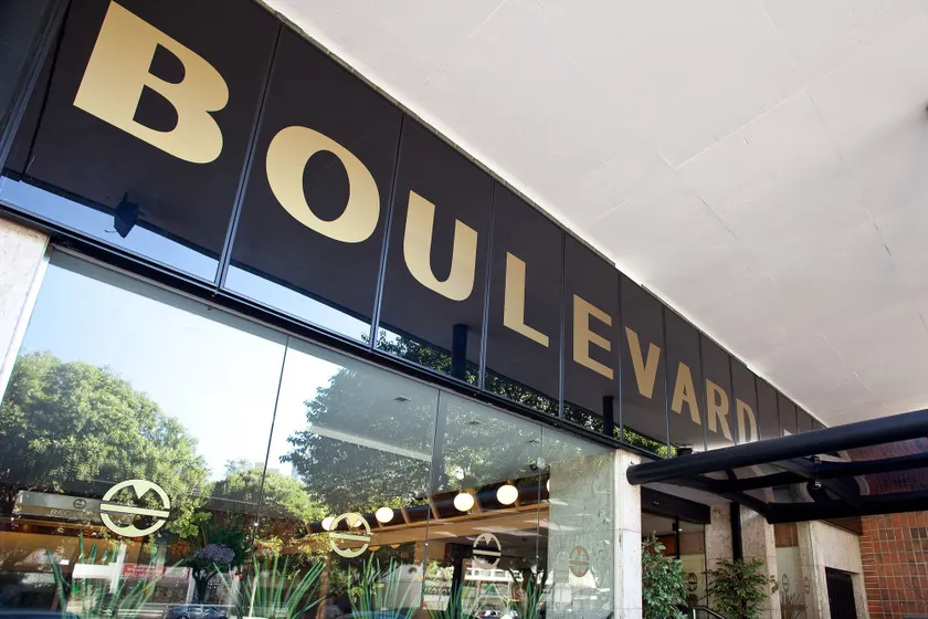 Boulevard Plaza - Image 1