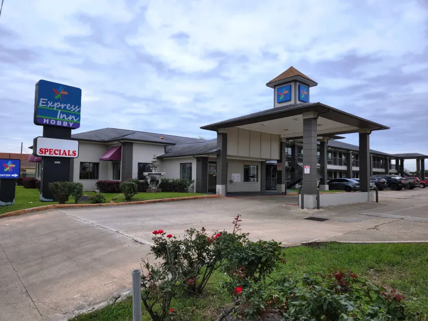 Express Inn Hobby Airport - Image 1