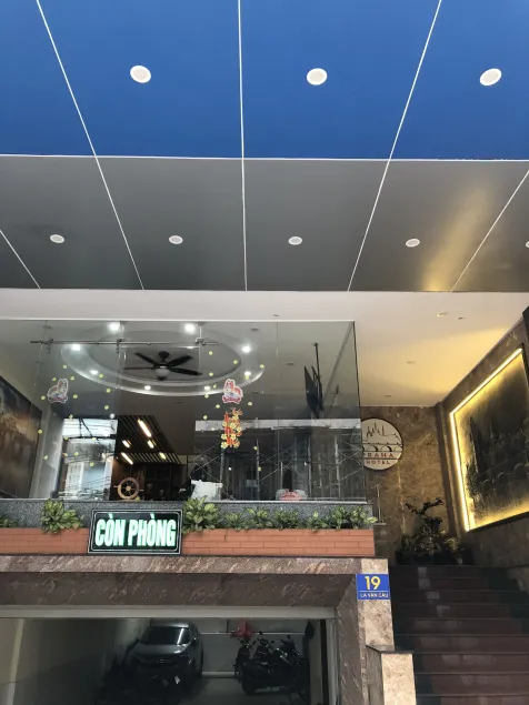 Praha Hotel - Inngangsparti