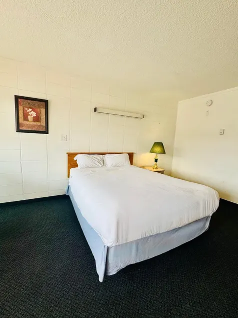 Silver crest lodge - Image 1