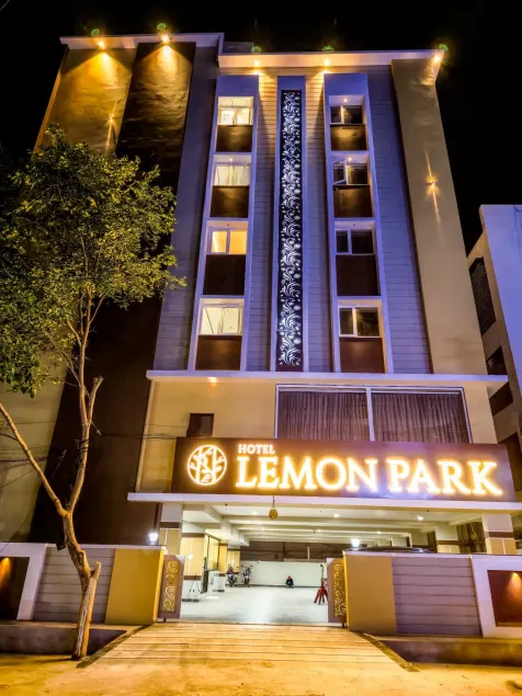 Hotel Lemon Park - Image 1