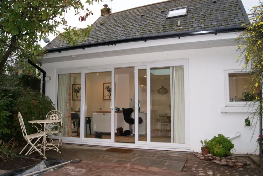 Frog Palace - Secure Parking-Outside Area-Topsham-Exeter-Beach-Chiefs-WiFi - Image 1