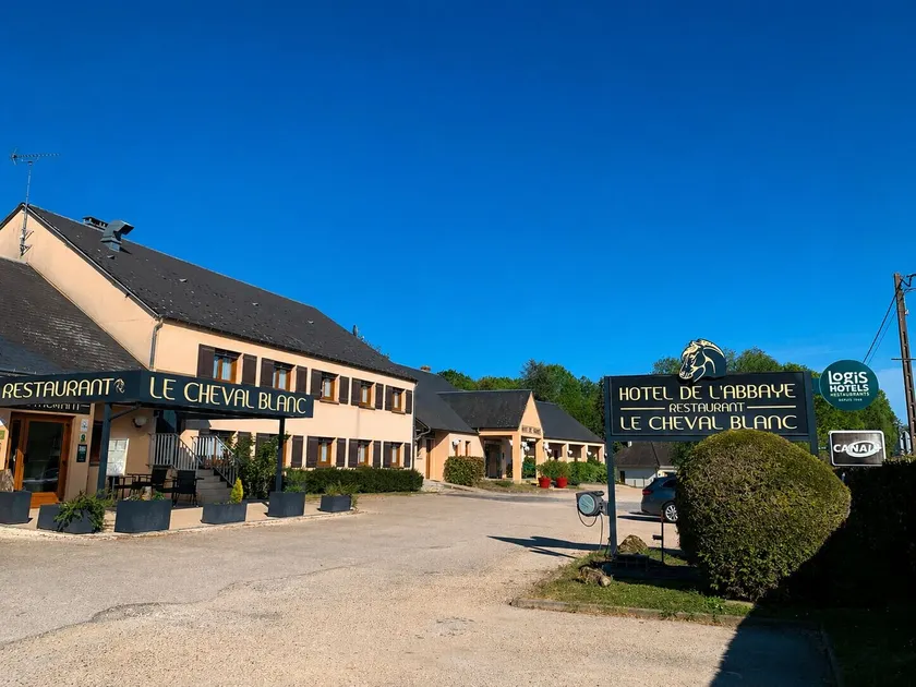Logis Hotel Restaurant de l'Abbaye - Image 1