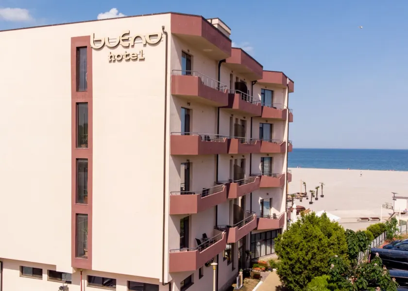 Hotel Bueno - Image 1