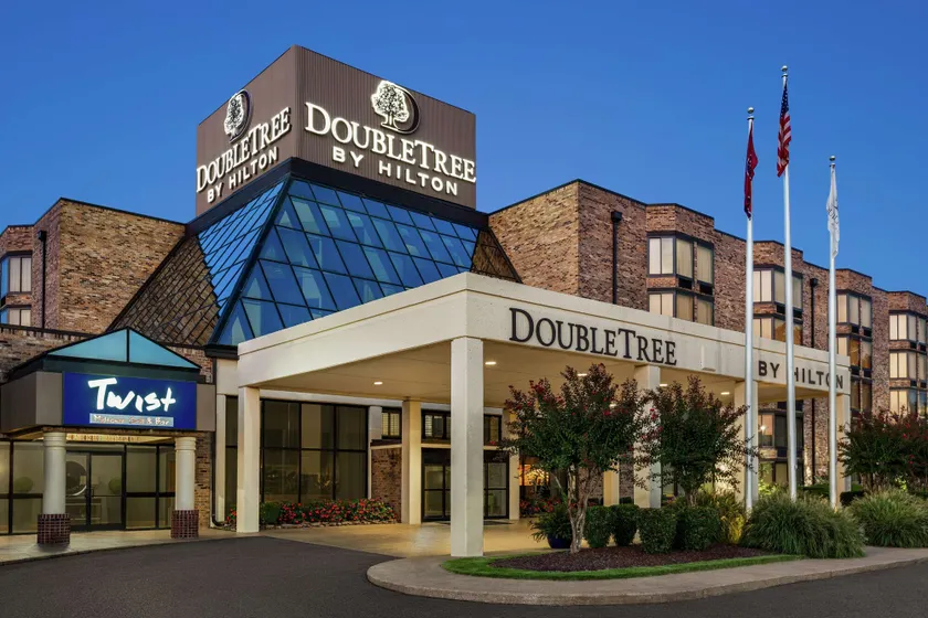 DoubleTree by Hilton Hotel Jackson - Image 1