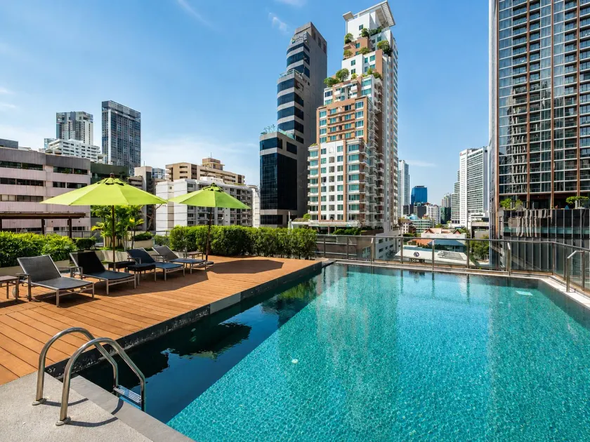 Oakwood Residence Sukhumvit 24 Bangkok - Image 1