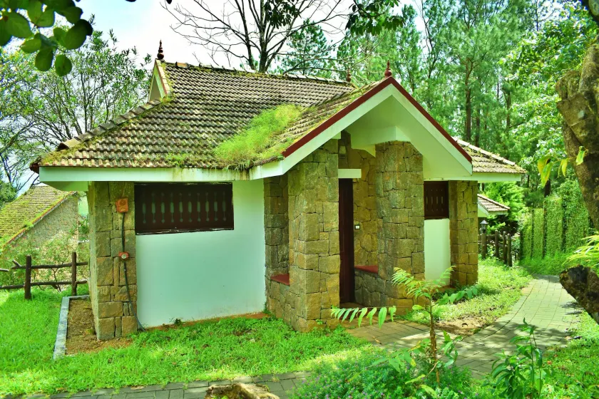Adrak Summer Sand Hill Resort Vagamon - Interior entrance