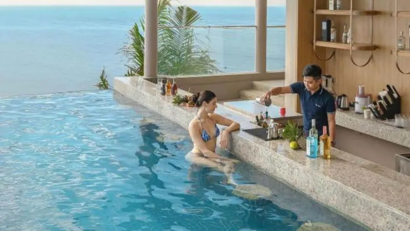 Mandala Coast Luxury Hotel - Image 1