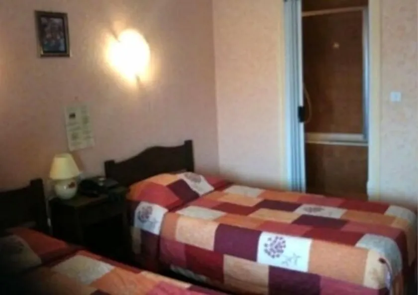Logis Hotels - La Table d'Antan - Hôtel 2 étoiles et Restaurant - Værelse