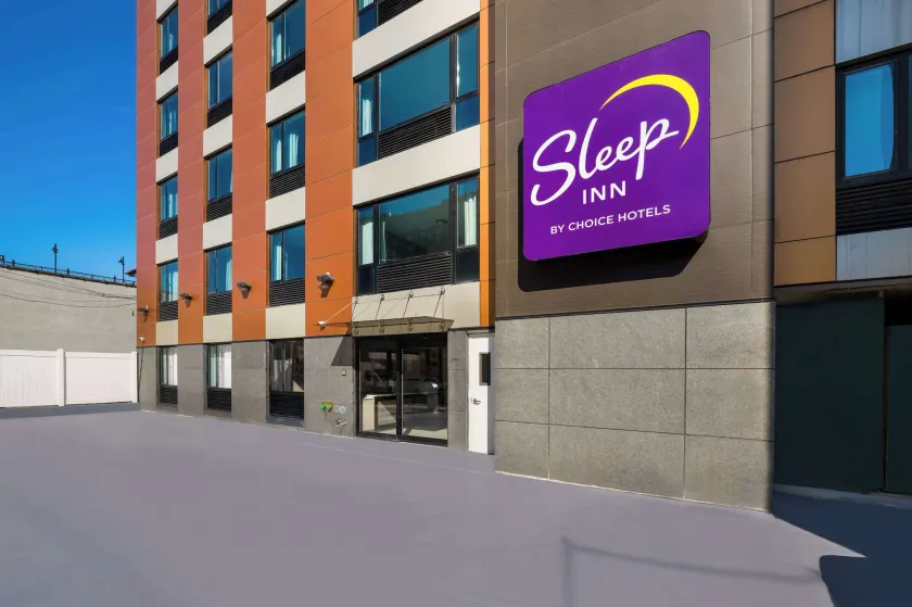 Sleep Inn Bronx - Soundview - Image 1