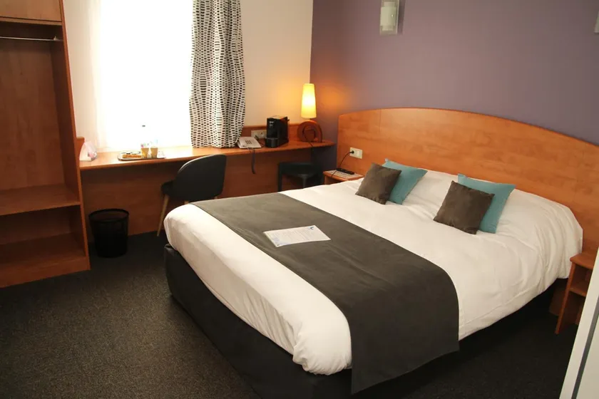 Brit Hotel Bressuire - Image 1
