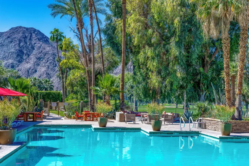 Indian Wells Resort Hotel - Image 1