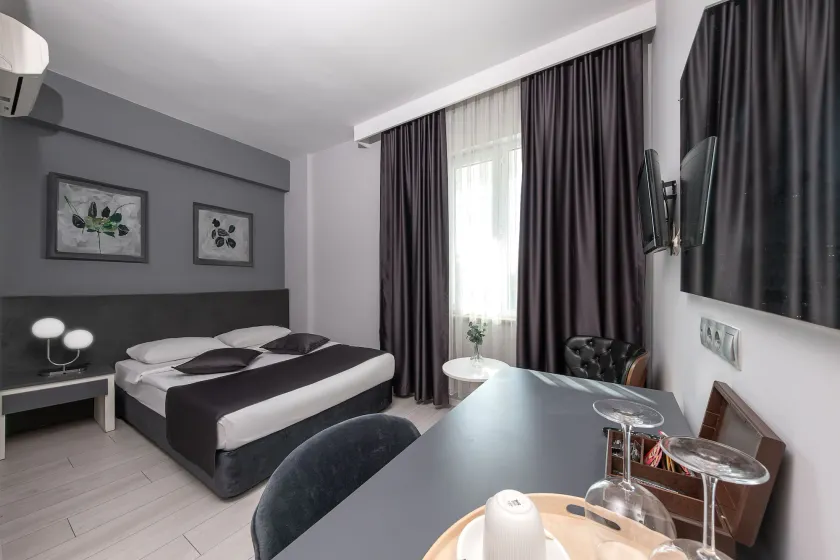 Expo Park Hotel - Image 1