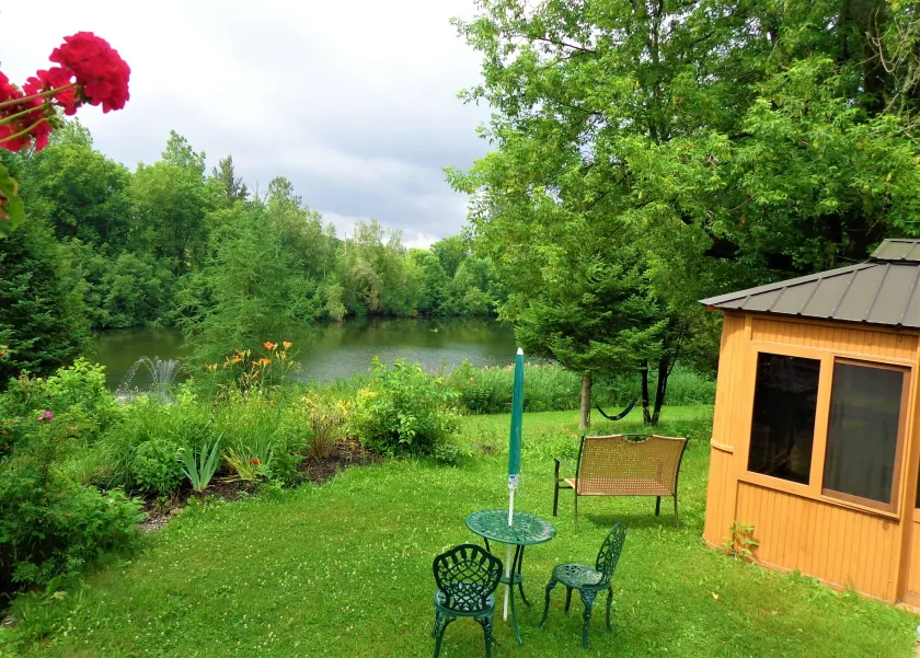 Motel Des Deux Lacs Inc - Image 1