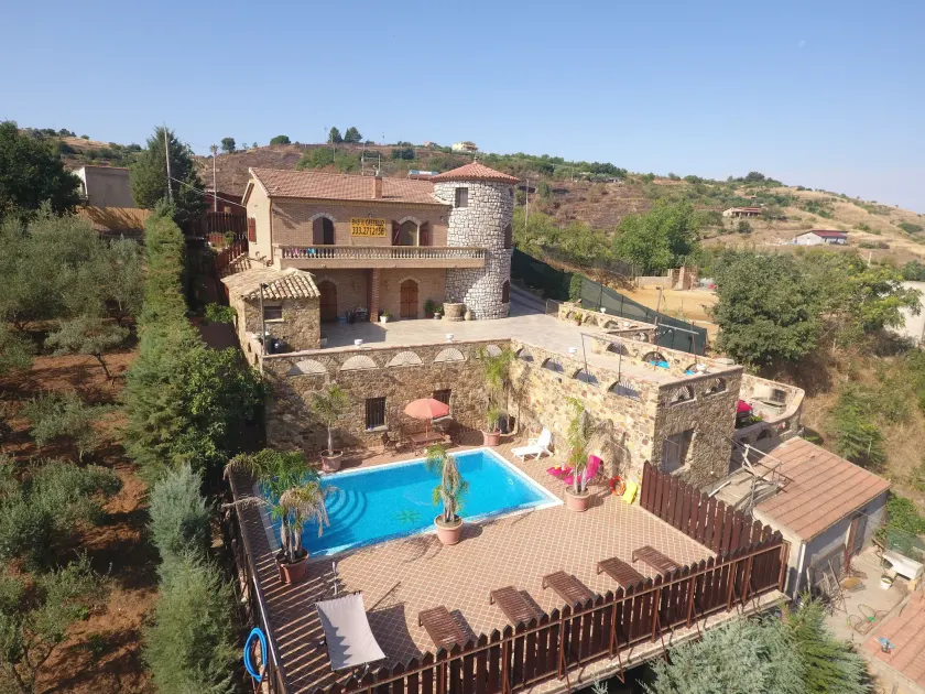 Castello - Image 1